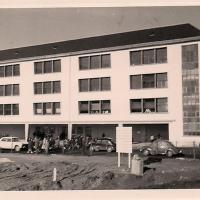 1962,  le collège en finition. Cliché M. Miquel